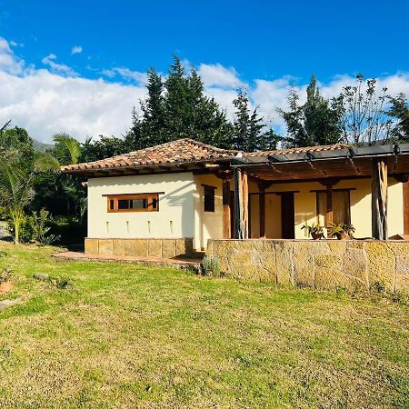 Отель Hermosa Cabana Campestre El Palmar Вилья-де-Лейва Экстерьер фото